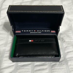Men’s Tommy Hilfiger wallet